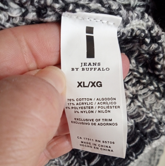 Jeans by Buffalo Aztec Patterned Black and White Waterfall Cardigan Sweater - Picture 7 of 11